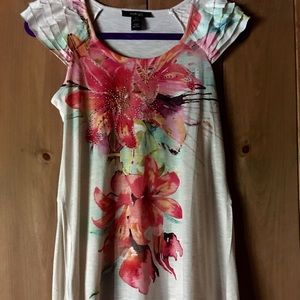 CUTE TROPICAL TOP FOR SUMMER OR VACATION, size P/S